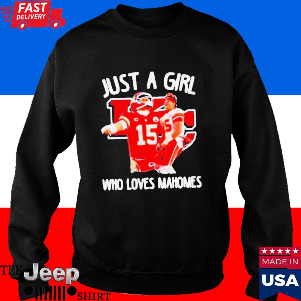 FanTstore Girl Who Loves Patrick Mahomes T Shirt